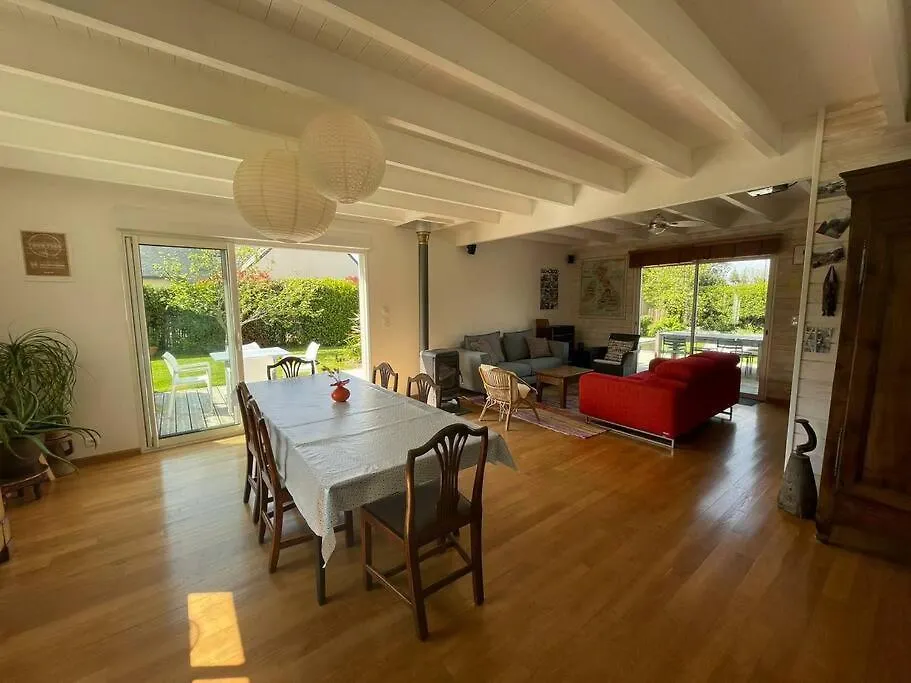Maison En Bois Avec Piscine A 1000 M Des Plages. Guidel Villa